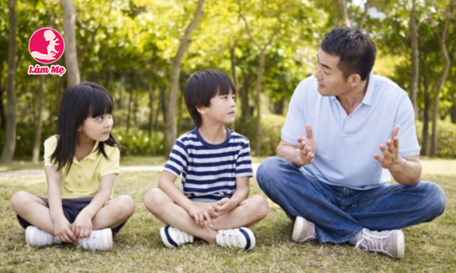 4 Điều cần làm khi chơi với con mà bố mẹ nên biết